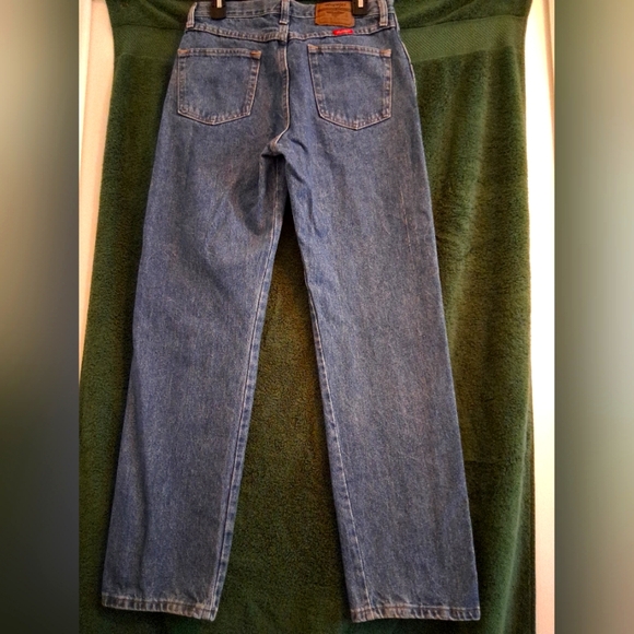 Wrangler Regular Fit Blue Jeans Classic Denim - Picture 3 of 12